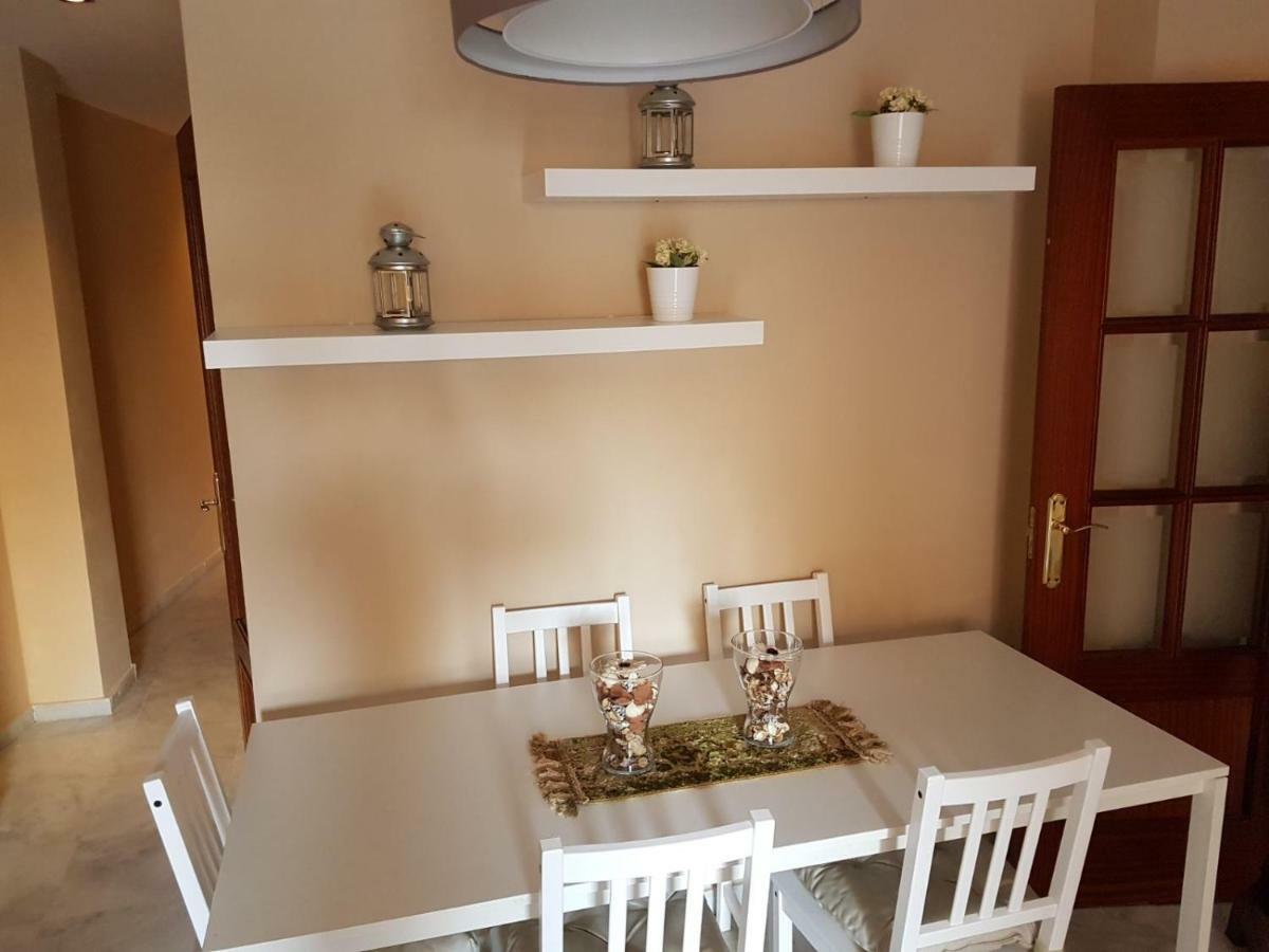 Triana Ruisenor Appartamento